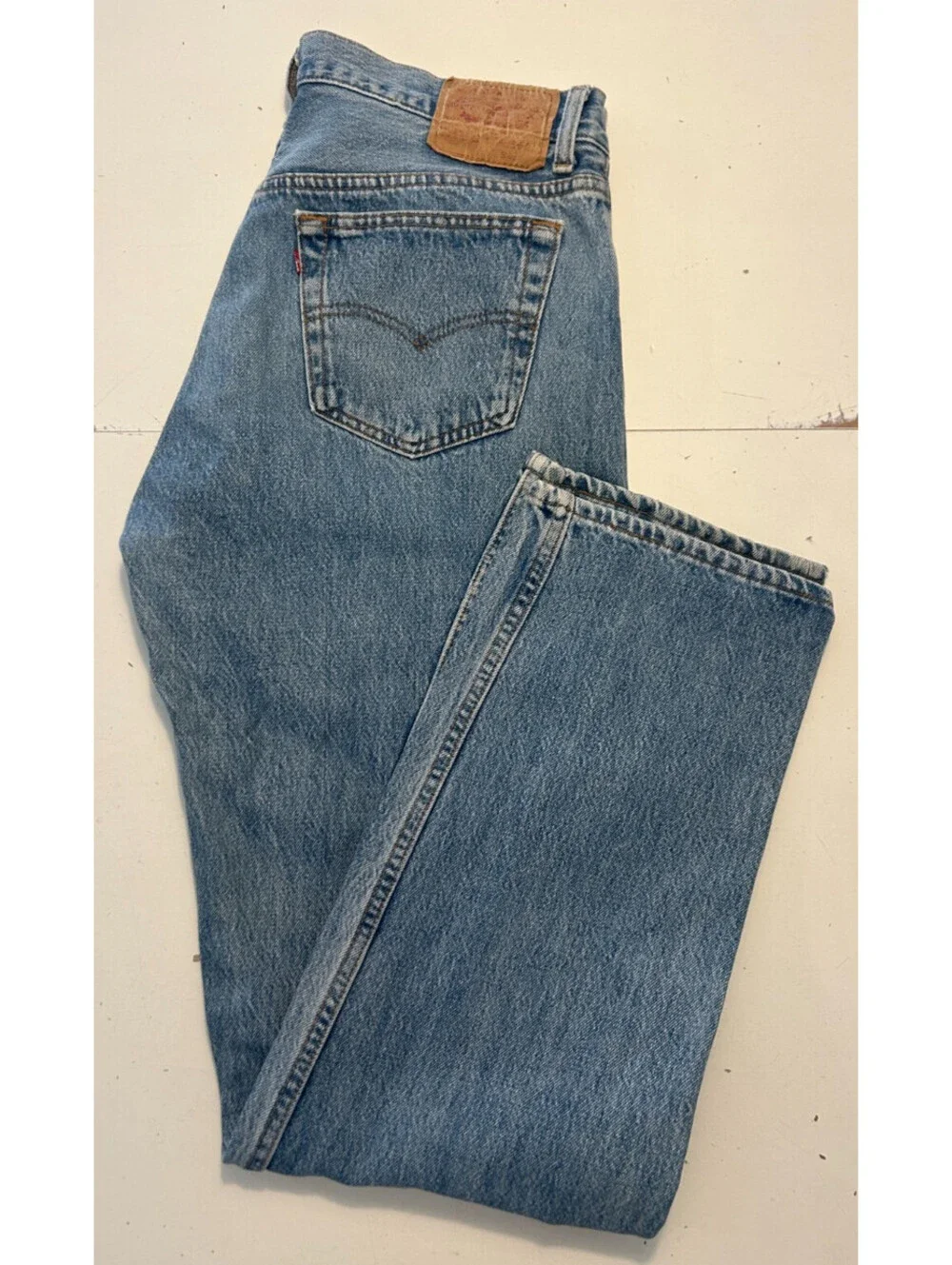 Vintage Levis Jeans Mens 36Wx34L 501s Made in USA Medium Wash SEE PHOTOS!